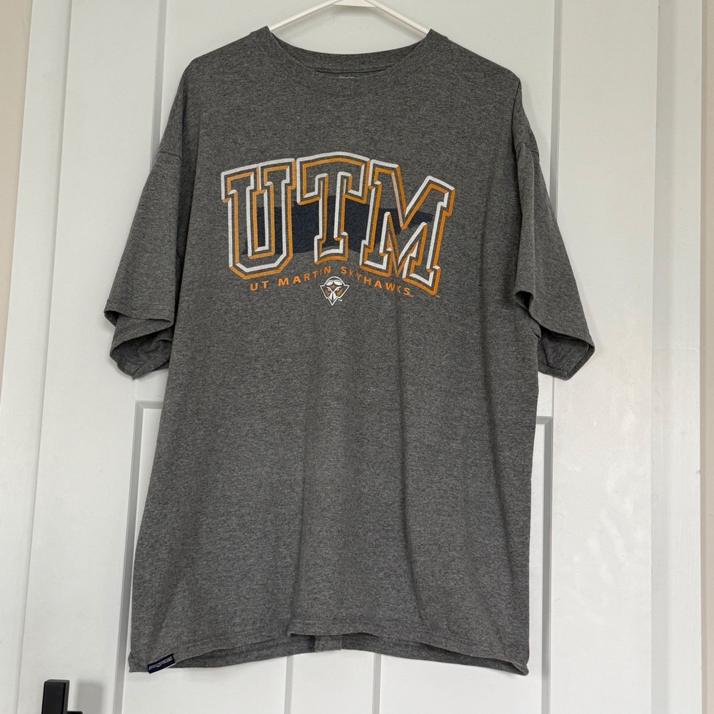 JanSport UTM UT‎ Martin Skyhawks Gray T-Shirt Men's 2XL College Graphic Tee